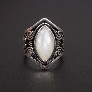 Vintage Silver Genuine Moonstone Big Stone Ring